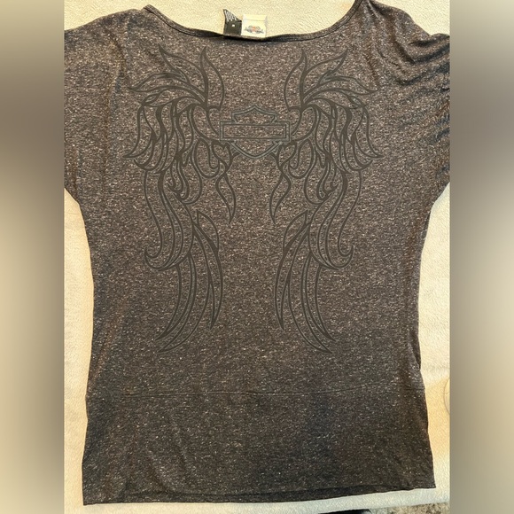 Women’s 3/4 sleeve Harley Davidson top; medium; black design; brown with tan - Picture 3 of 5